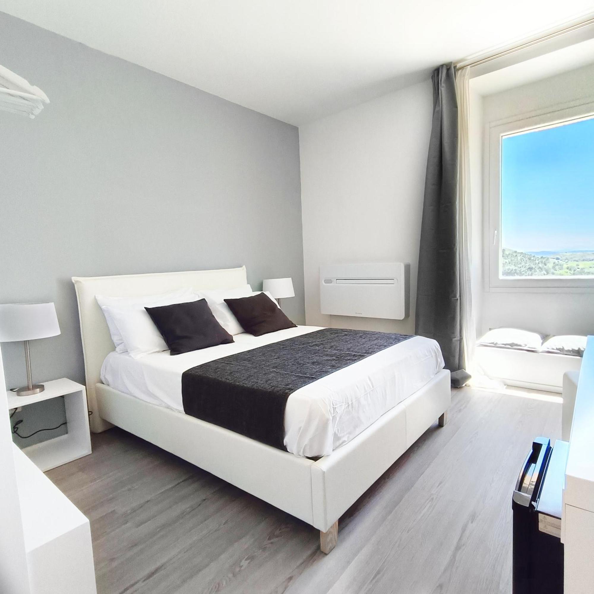 Tuffudesu Experience (Adults Only) Bed & Breakfast Osilo Phòng bức ảnh